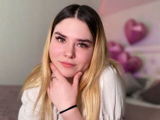 GraceBacer's Tip live cam models Profile Image